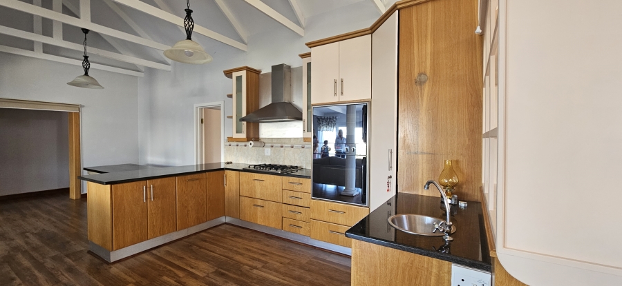 3 Bedroom Property for Sale in Stilbaai Wes Western Cape
